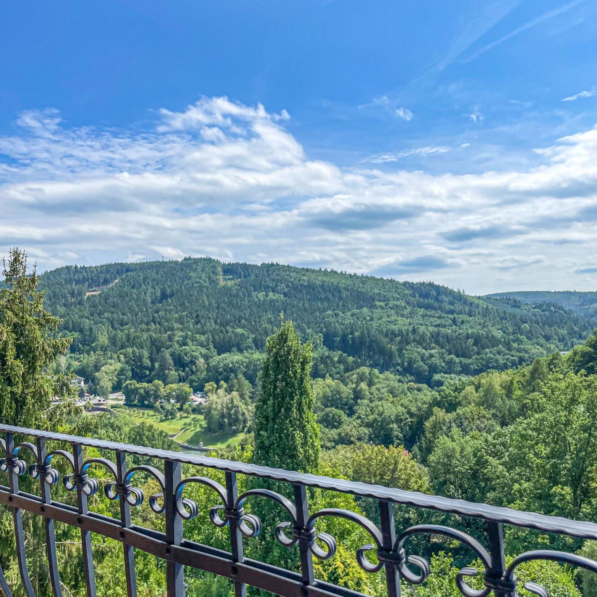 Lazensky A Wellness Hotel Nivamare Luhačovice Esterno foto